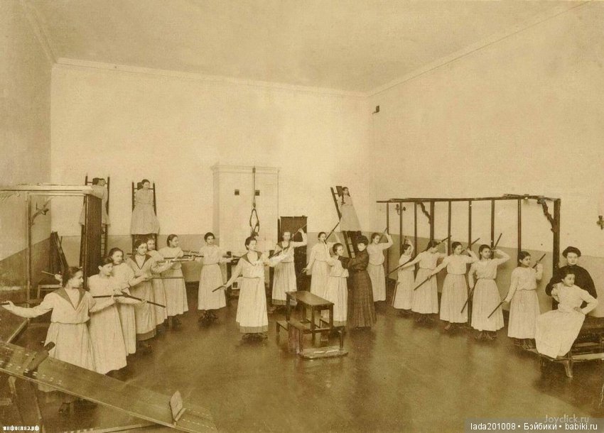 Воспитаницы института благородных девиц (фото 6)