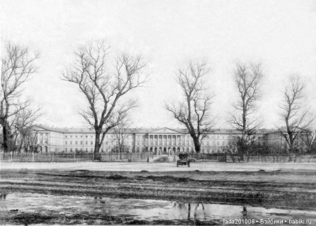 Воспитаницы института благородных девиц