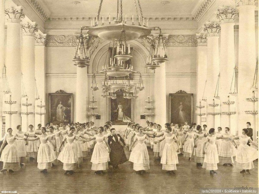 Воспитаницы института благородных девиц (фото 10)