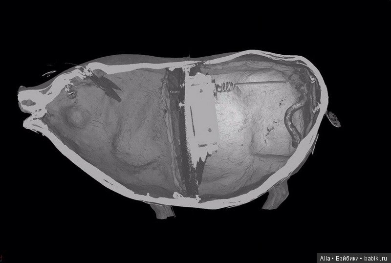 Свинка с Титаника — Всё об антикварных куклах: история (фото 4)