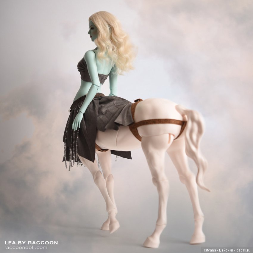 Raccoondoll - девушка-кентавр, эльфийка Леа и мятный скинтон (фото 8)