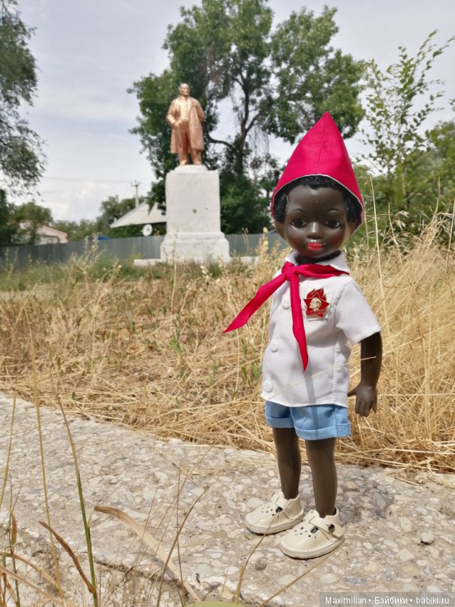 Пионер Вася. Негритенок, кукла СССР (фото 3)