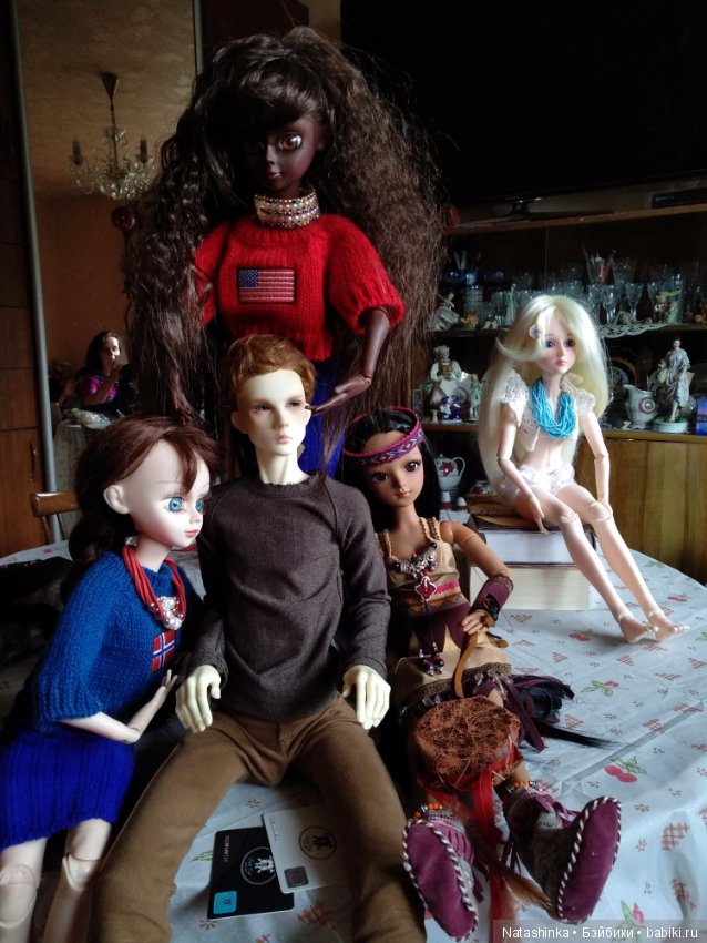 Аделина, Афродита, Инге и Мэри-Роуз - Fashion.Girls