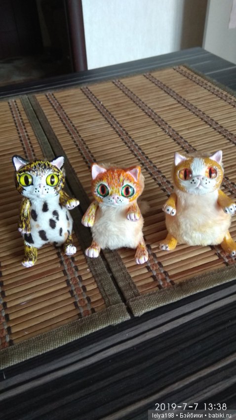 Кому котЭ — Авторские игрушки из разных материалов: синельная проволока (фото 8)