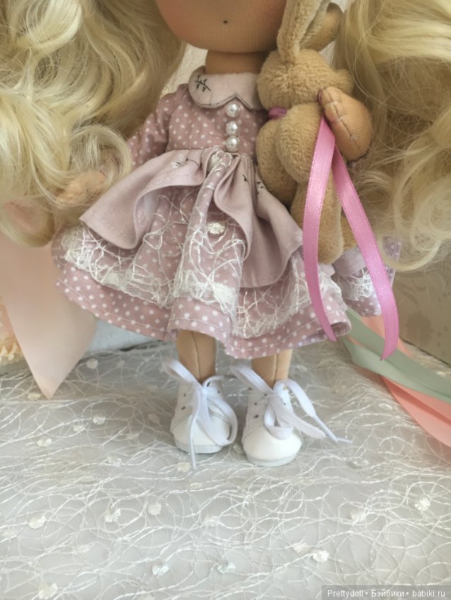 Интерьерная и игровая куколка милашка ручной работы (фото 3)