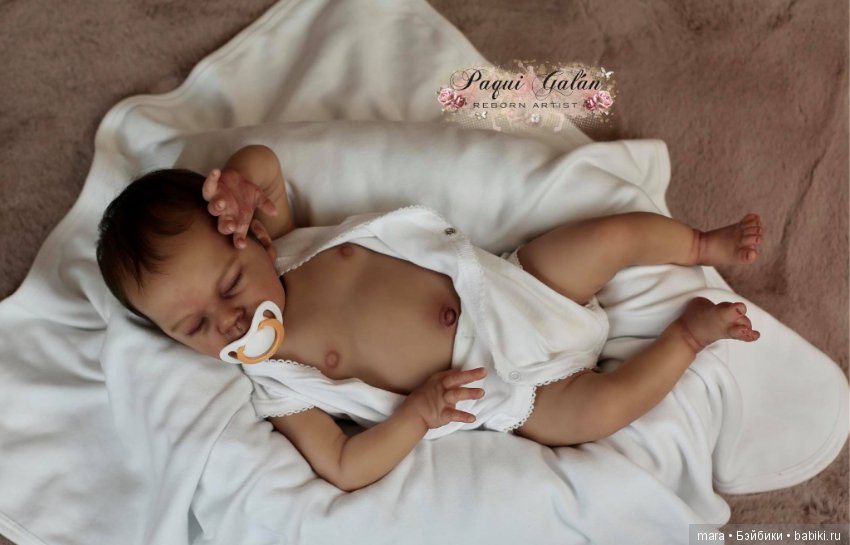 Saryah скульптора Laura Tuzio Ross, автор прототипа Paqui Galan