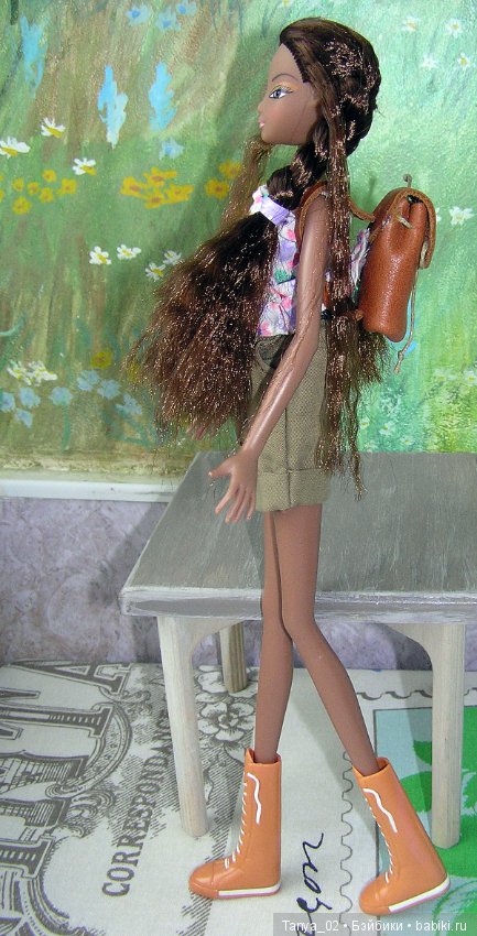 Куколки Hi Glamm - яркие длинноногие модницы