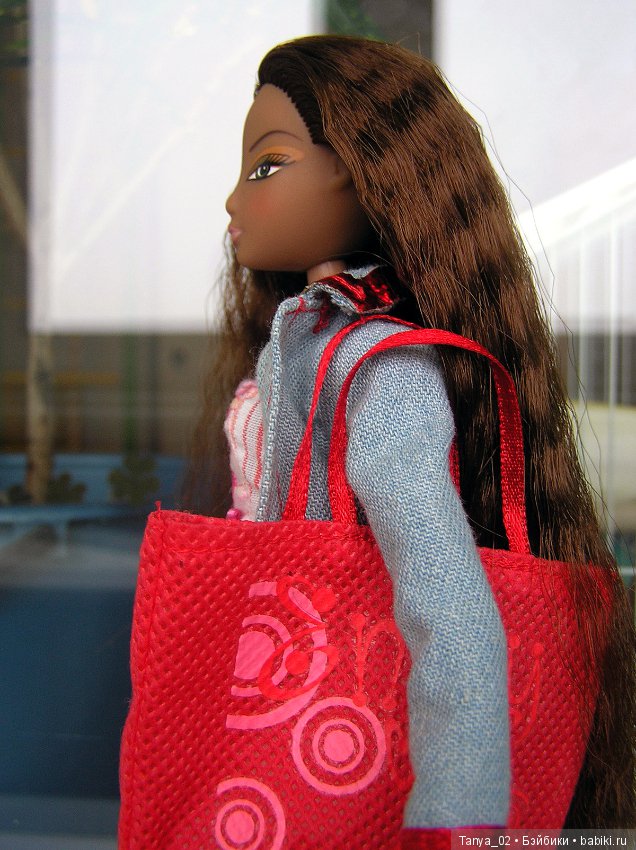 Куколки Hi Glamm - яркие длинноногие модницы (фото 3)