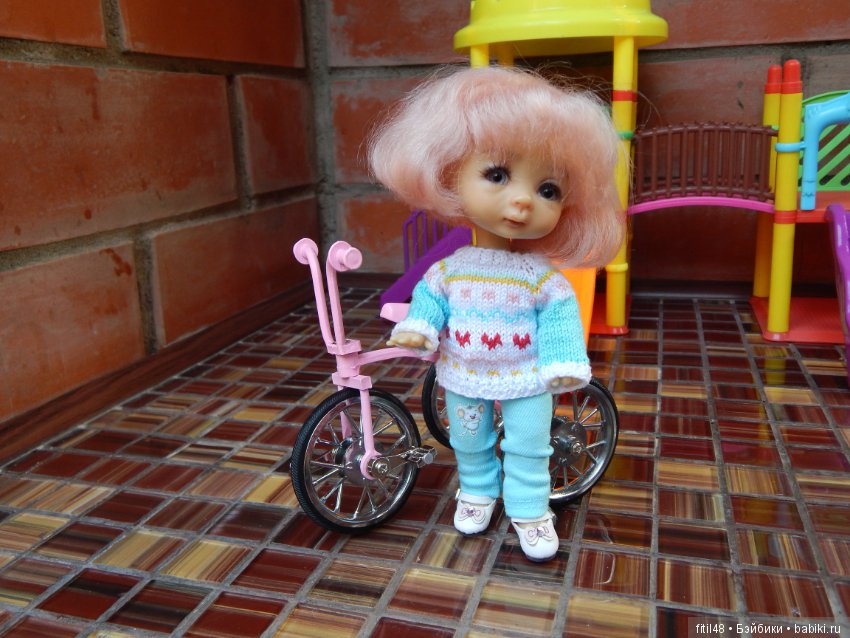 Николь и велосипед — Куклы Nikki Britt (Никки Бритт): авторские BJD (БЖД) (фото 9)