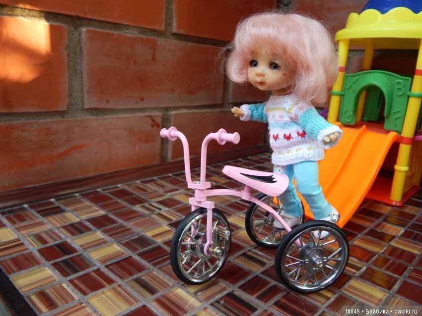 Николь и велосипед — Куклы Nikki Britt (Никки Бритт): авторские BJD (БЖД) (фото 5)