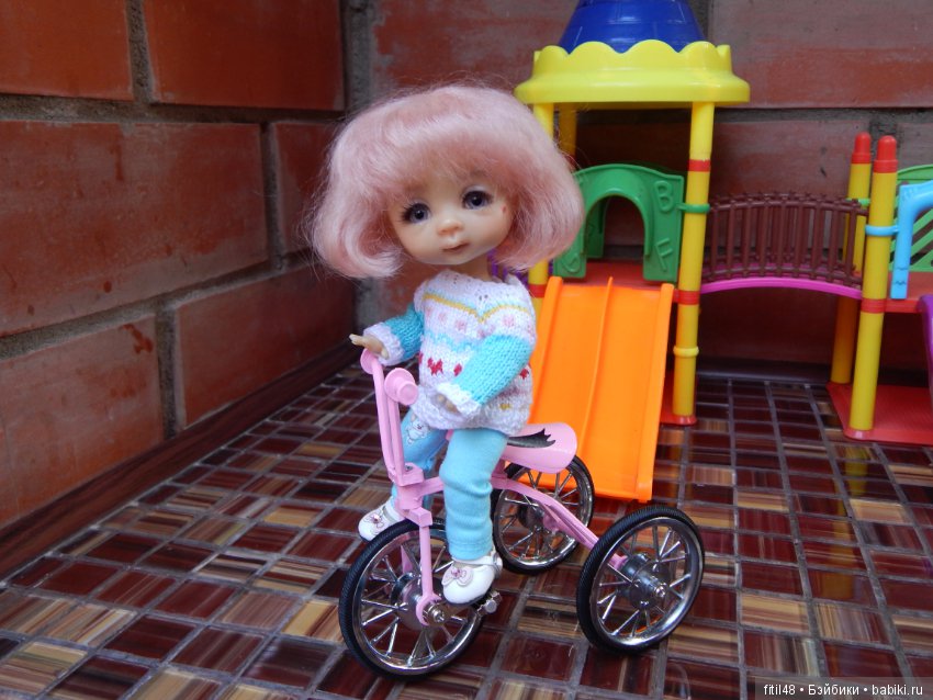 Николь и велосипед — Куклы Nikki Britt (Никки Бритт): авторские BJD (БЖД) (фото 6)