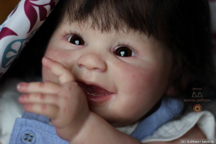 Улыбающаяся малышка Джулиана (фото 7)