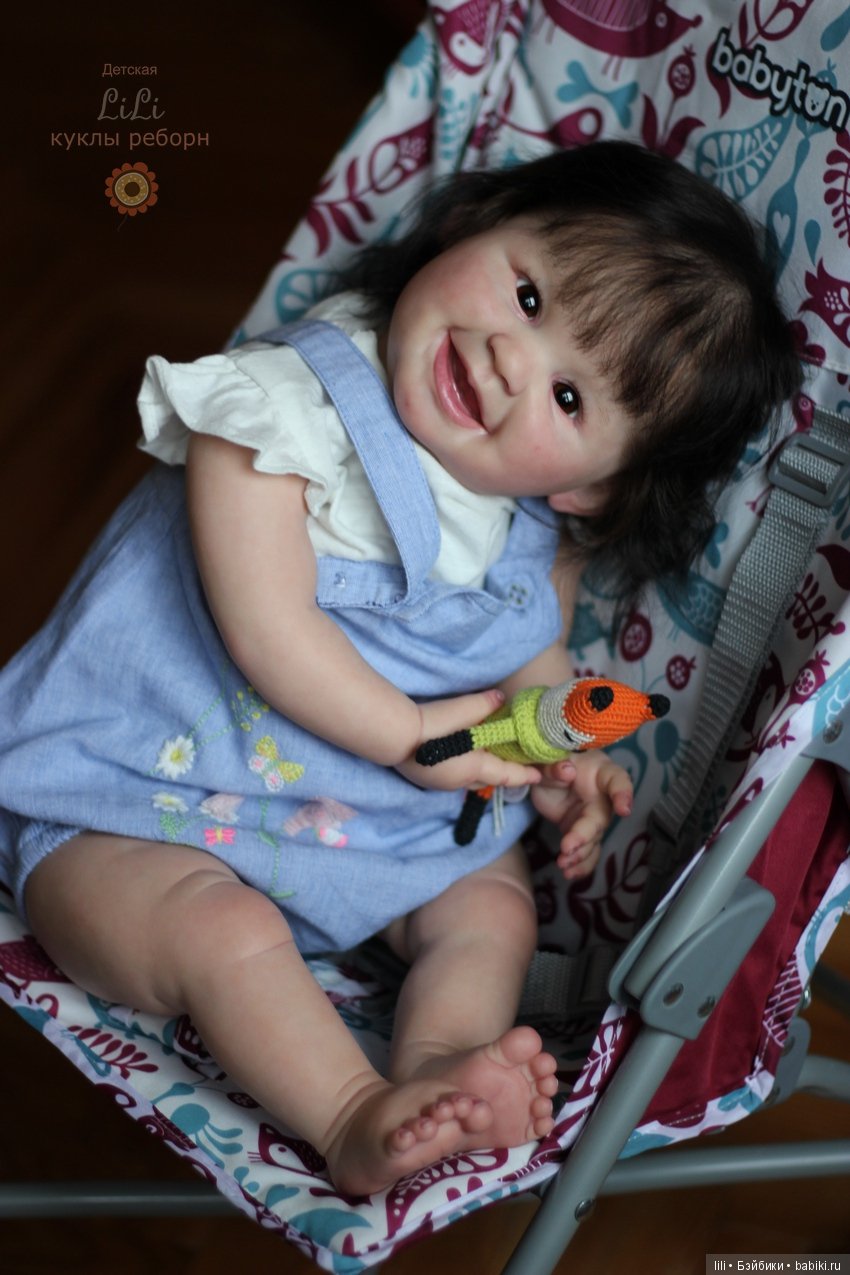 Улыбающаяся малышка Джулиана (фото 9)