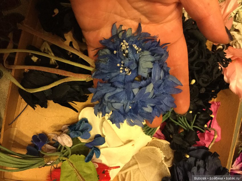 Околокукольное. Коллекция открыток и цветов из галереи Лафайет