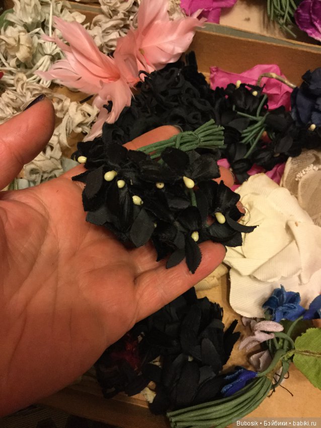 Околокукольное. Коллекция открыток и цветов из галереи Лафайет