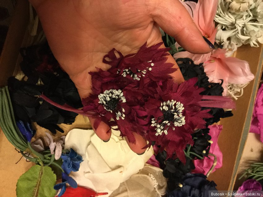 Околокукольное. Коллекция открыток и цветов из галереи Лафайет