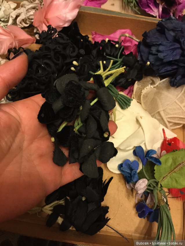 Околокукольное. Коллекция открыток и цветов из галереи Лафайет