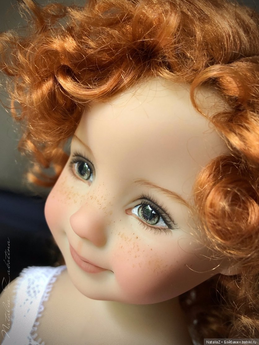 Новенькая, тоже маленькая и (а как иначе?) опять рыженькая