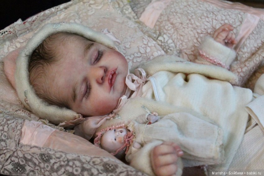 Rosalie скульптора Olga Auer, автор прототипа LaDonna Brooks Briggs