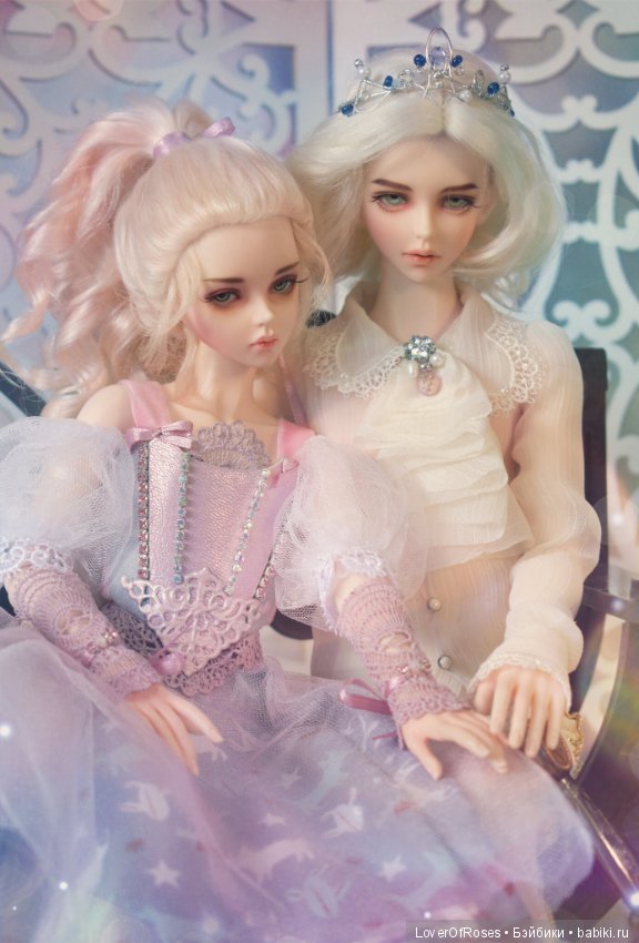 Принц и Принцесса в тронном зале (фото 3)