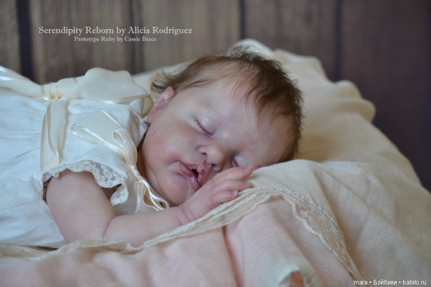 Ruby скульптора Cassie Ann Brace, автор прототипа Alicia Rodriguez (фото 2)