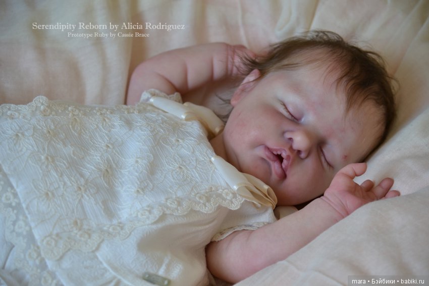 Ruby скульптора Cassie Ann Brace, автор прототипа Alicia Rodriguez