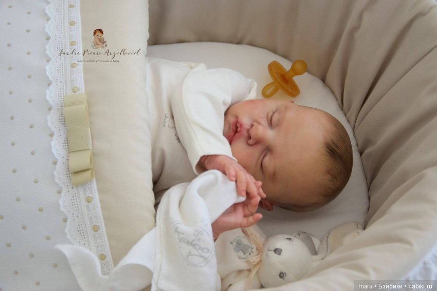 Ruby скульптора Cassie Ann Brace, автор прототипа Sandra Picaro Angelkovich