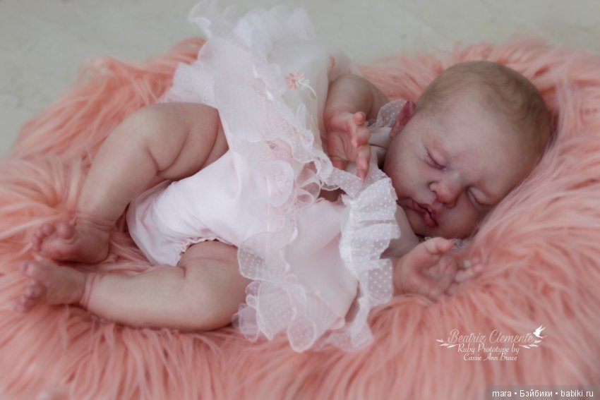 Ruby скульптора Cassie Ann Brace, автор прототипа Beatriz Clemente (фото 10)