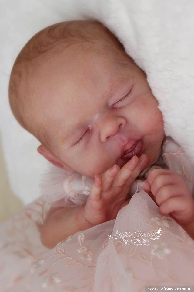 Theo скульптора Irina Kaplanskaya, автор прототипа Beatriz Clemente (фото 3)