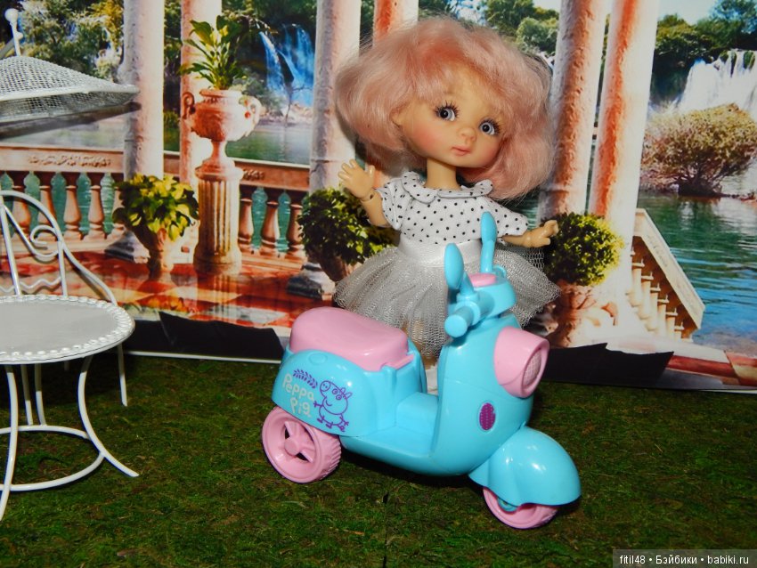 Ника и мопед — Куклы Nikki Britt (Никки Бритт): авторские BJD (БЖД) (фото 2)