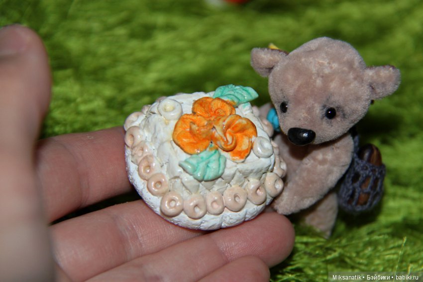 Подарки для зверят — Кукольная миниатюра своими руками: еда