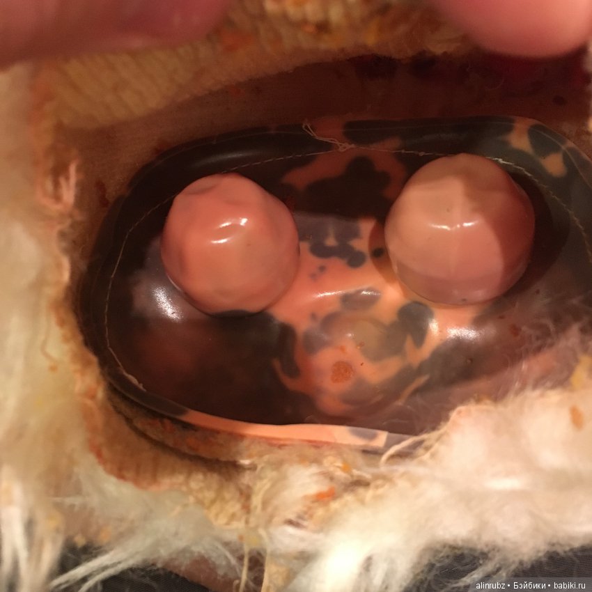 Чёрные пятна немок — Чистка и лечение кукол: как убрать пятна