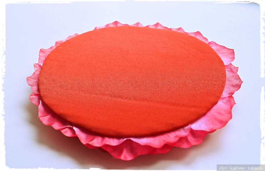 Цветочные лежаночки — Аксессуары для кукол своими руками: идеи (фото 3)