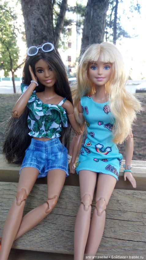 Barbie Суэль и Маришка выходят на прогулку (фото 7)