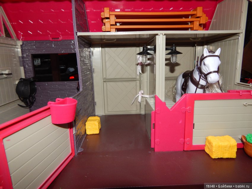 Ника на конюшне — Куклы Nikki Britt (Никки Бритт): авторские BJD (БЖД)