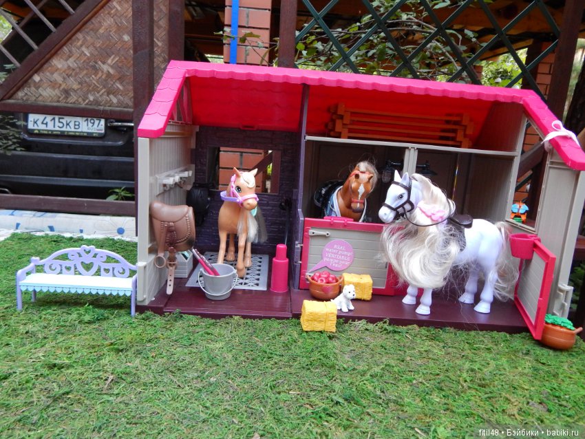 Ника на конюшне — Куклы Nikki Britt (Никки Бритт): авторские BJD (БЖД)