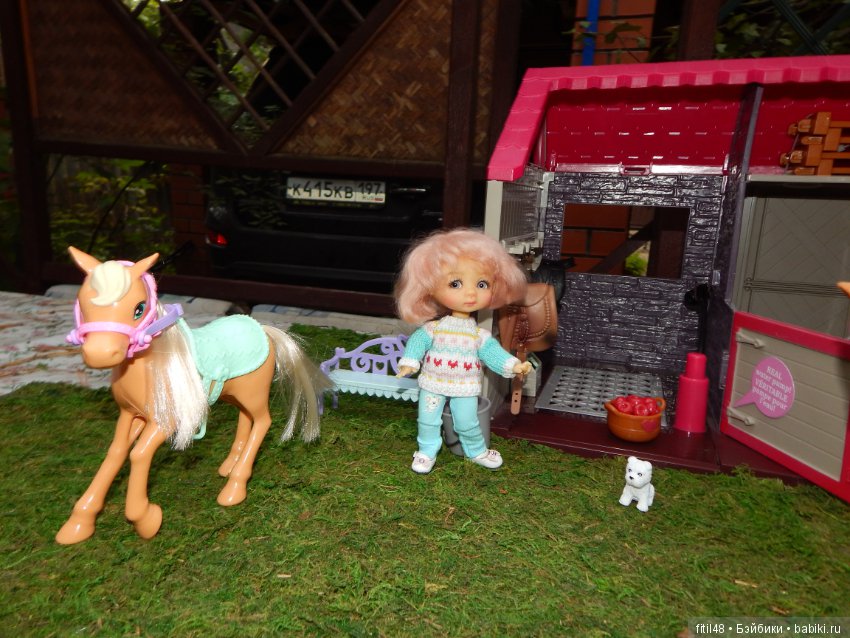 Ника на конюшне — Куклы Nikki Britt (Никки Бритт): авторские BJD (БЖД)