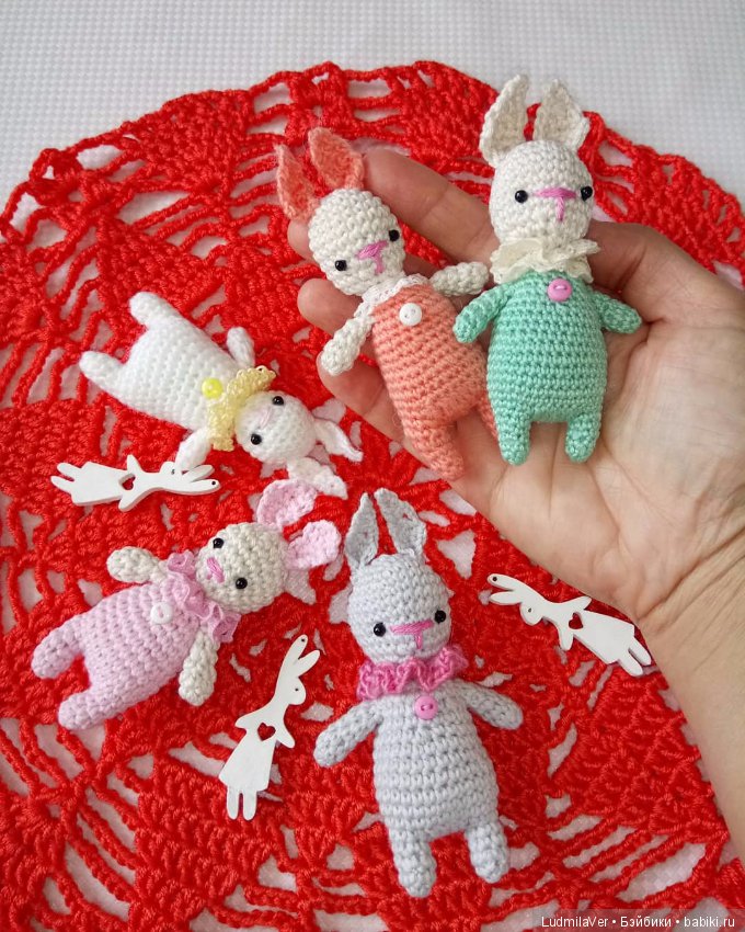 Вязаные зайчики 7-10 см — Вязаные игрушки и амигуруми: крючком (фото 3)