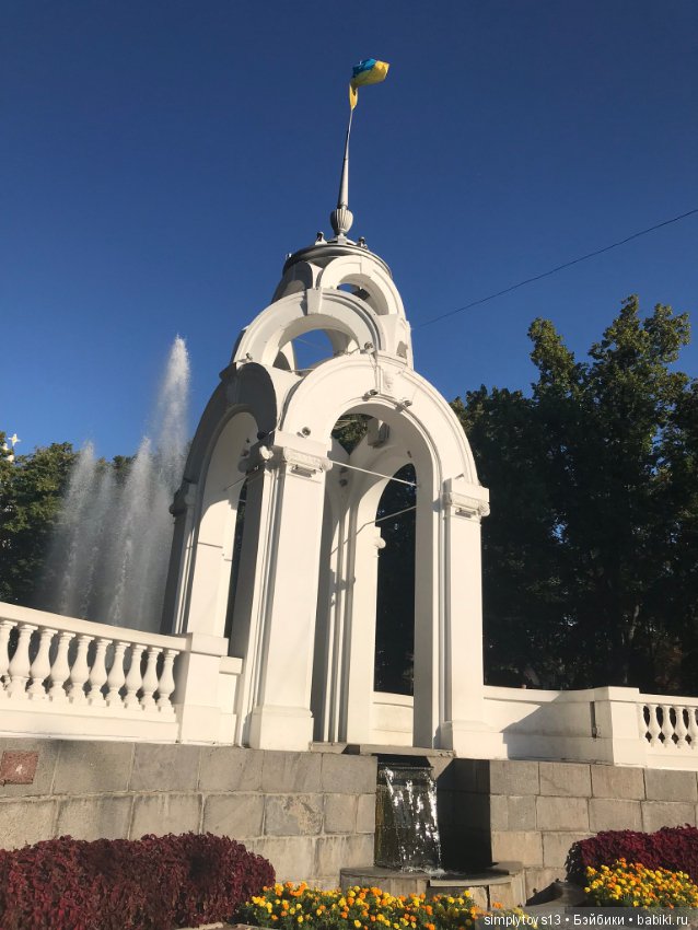 Маленькая Таня и большой город