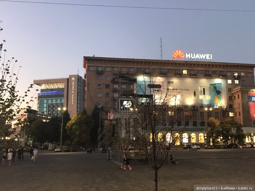 Маленькая Таня и большой город