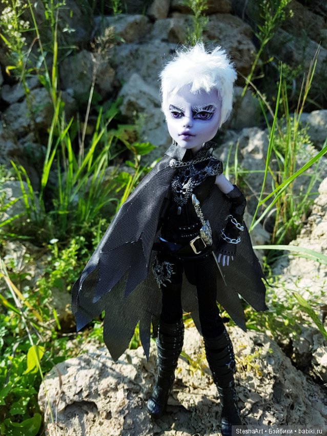 Ведьмачка. Охотница на демонов. ООАК МХ