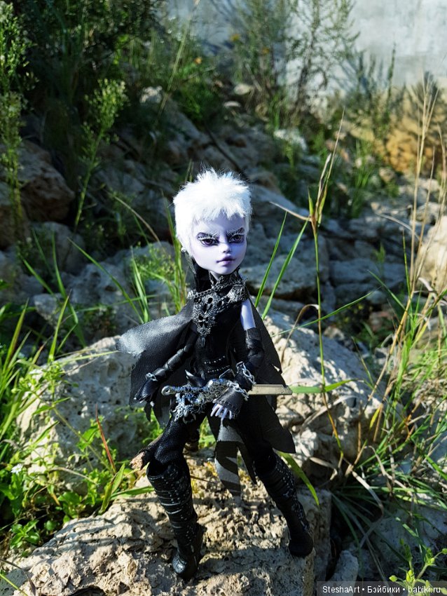 Ведьмачка. Охотница на демонов. ООАК МХ (фото 4)