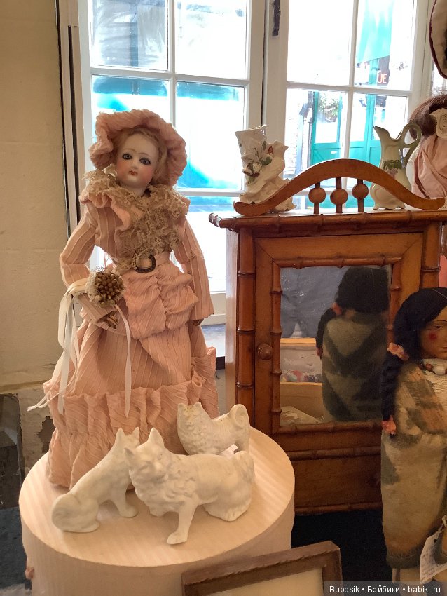 Брюгге. Бельгия 2019 . Выставка кукол и медведей. Часть 1