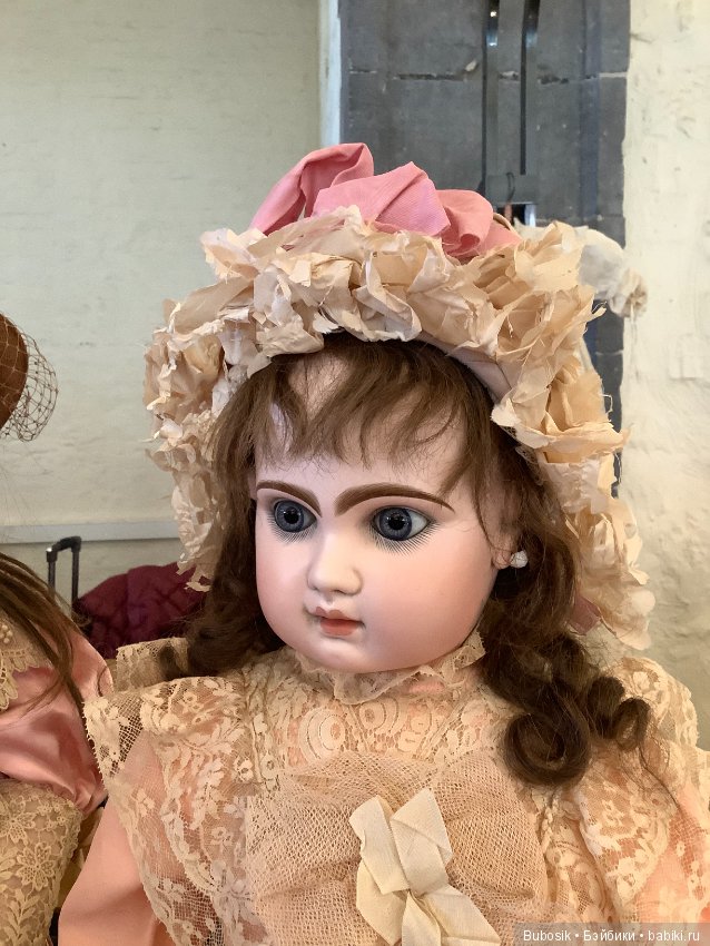 Брюгге. Бельгия 2019 . Выставка кукол и медведей. Часть 1