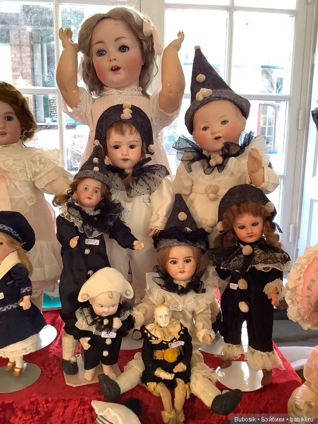 Брюгге. Бельгия 2019 . Выставка кукол и медведей. Часть 1