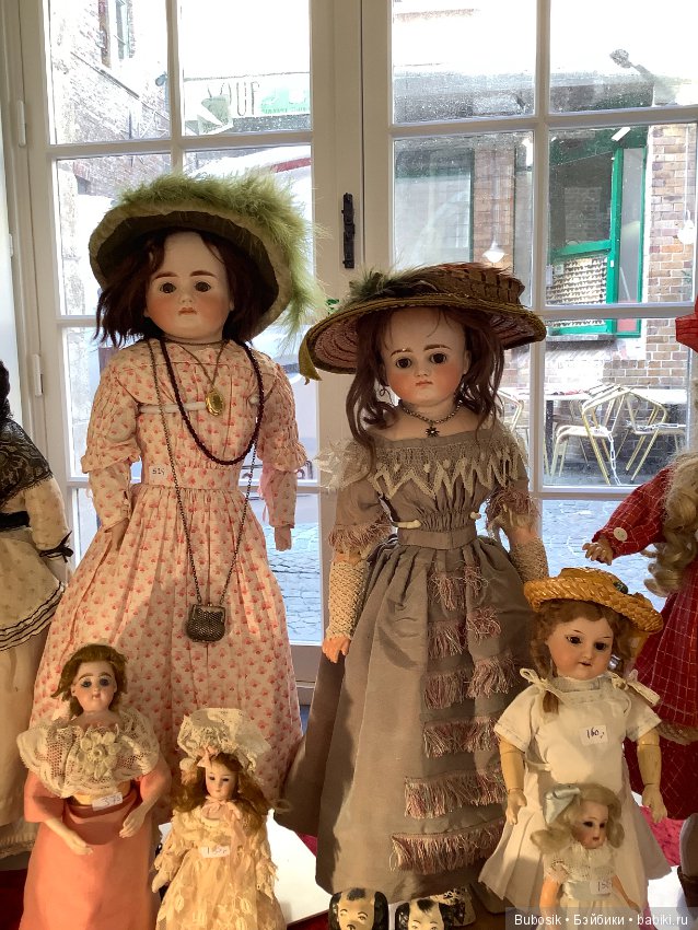 Брюгге. Бельгия 2019 . Выставка кукол и медведей. Часть 1