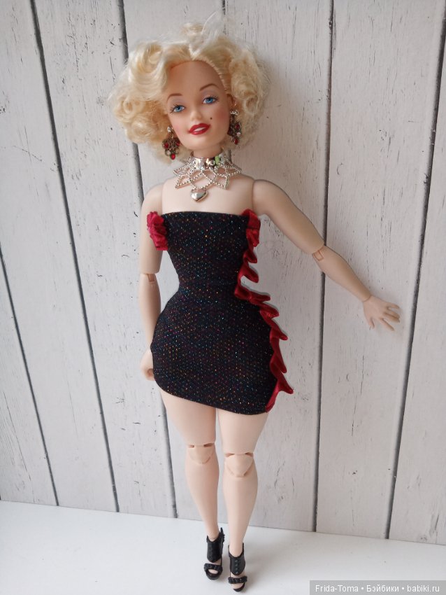 Пастушка Бо Пип История игрушек 4 и Мэрилин Монро? Да, это тонкая талия и крутые бедра (фото 9)