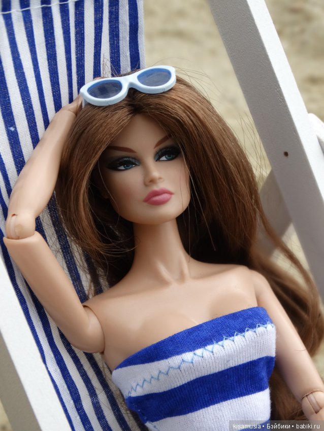 На пляже в пасмурный день (фото 9)