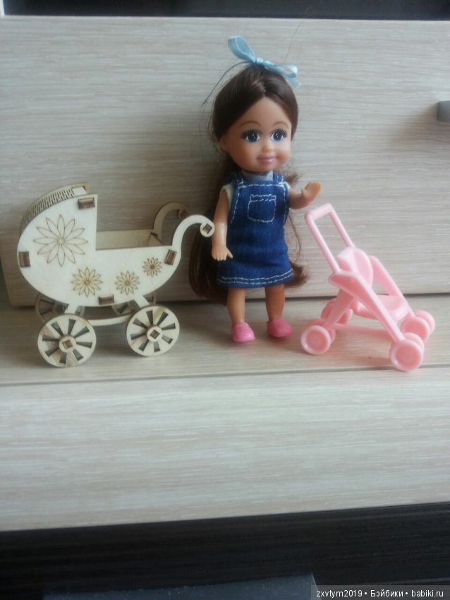 Коляска для беременной куклы