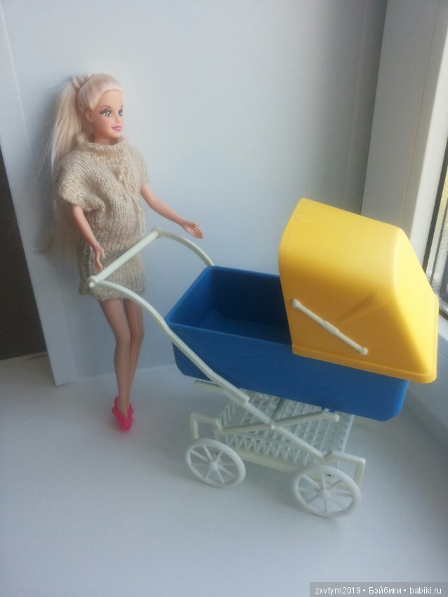 Коляска для беременной куклы